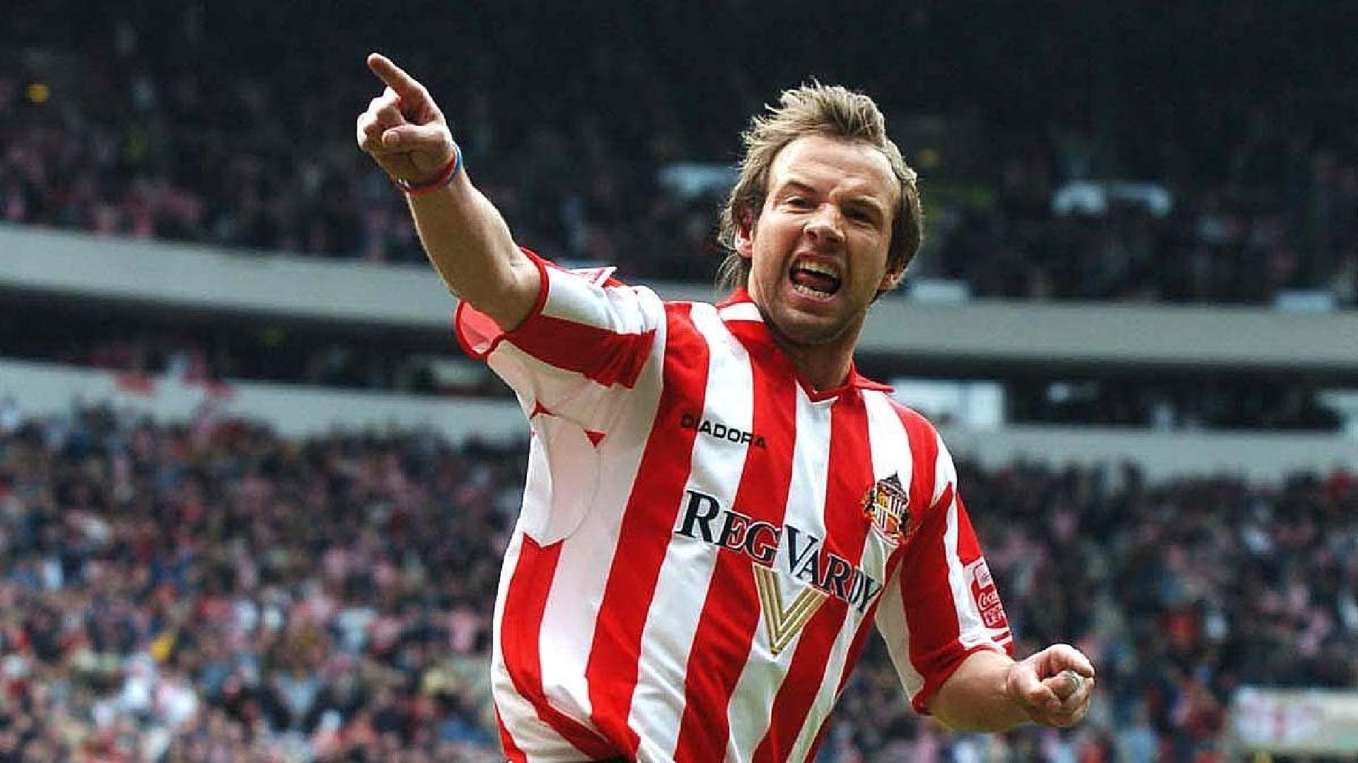 PA : Marcus Stewart celebrating a goal while playing for Sunderland.