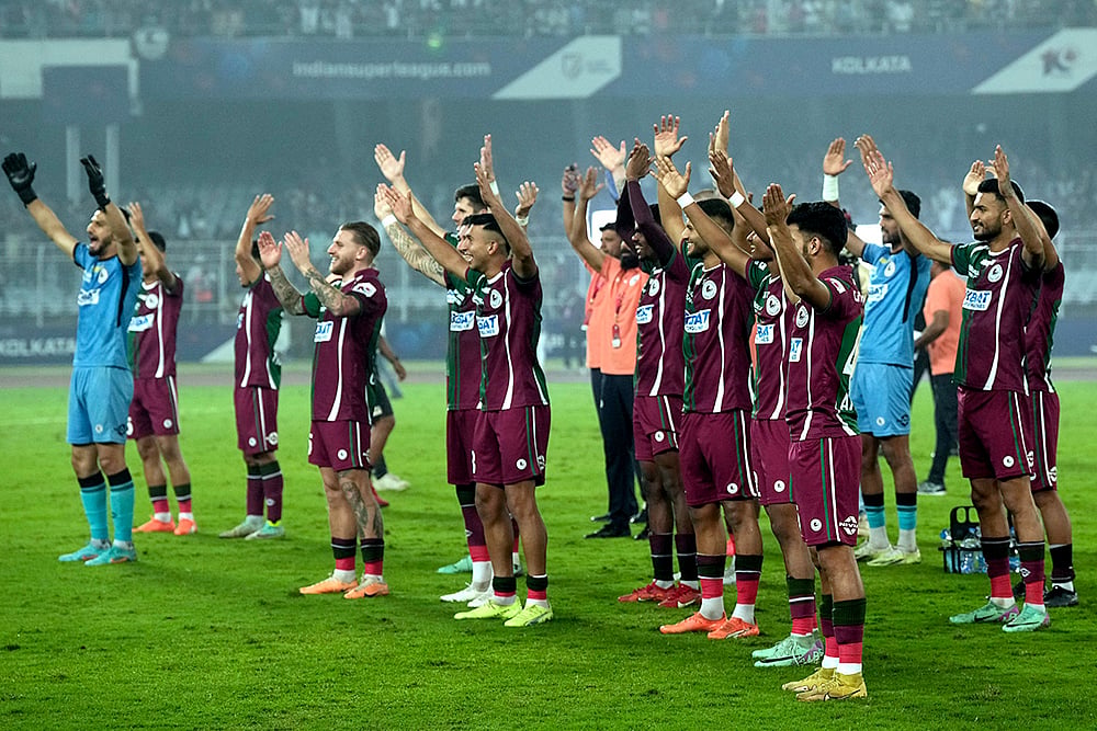 | Photo: PTI/Swapan Mahapatra : ISL 2023-24: Mohun Bagan Vs East Bengal