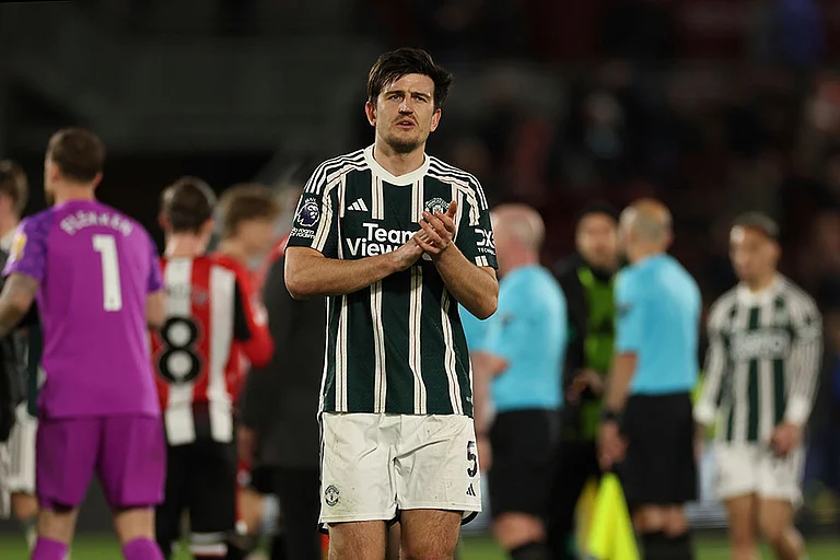 EPL: Brentford vs Manchester United - Photo: AP/Ian Walton