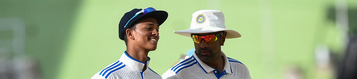 X/@BCCI : R Ashwin (R) with Yashasvi Jaiswal