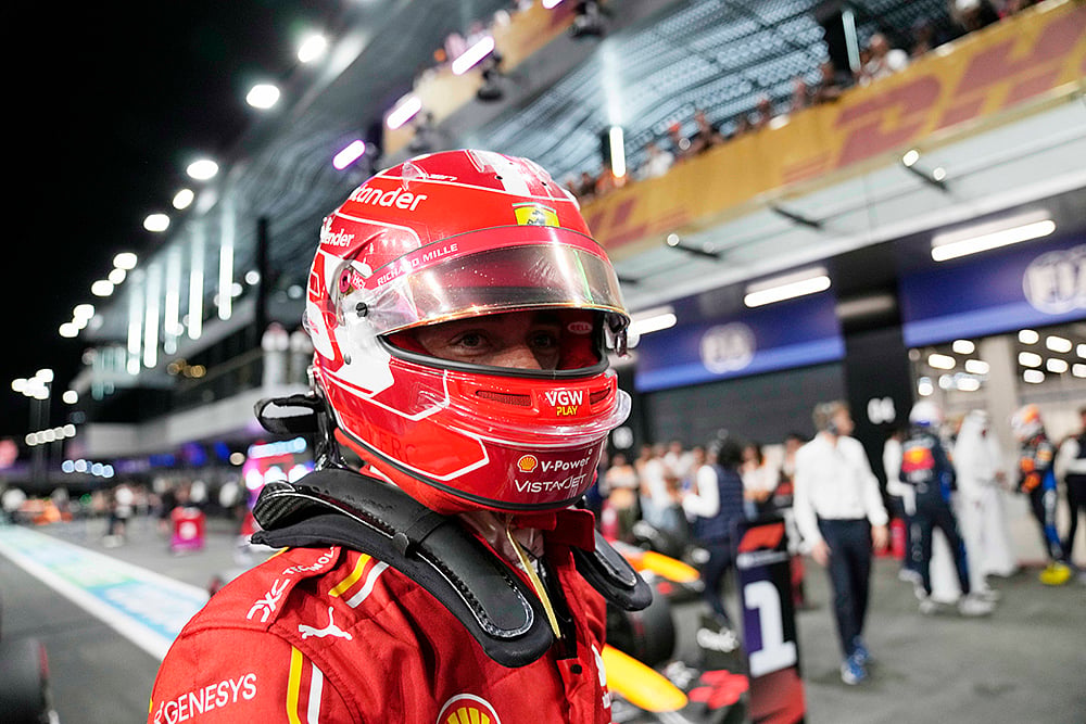 | Photo: AP/Darko Bandic : Saudi Arabia F1 GP Auto Racing qualifying session