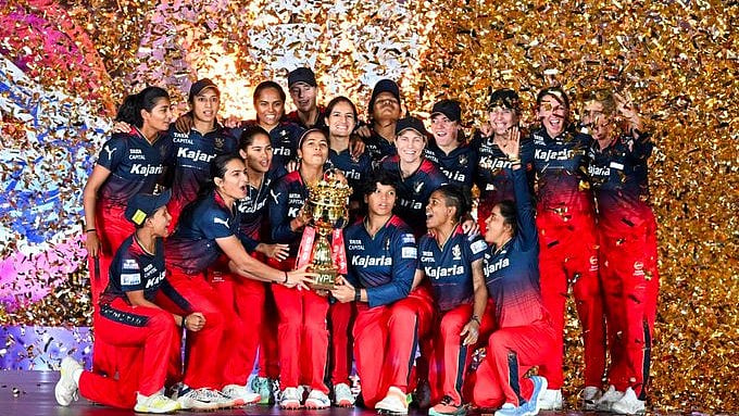 Royal Challengers Bangalore celebrates their maiden title win at the 2024 Women's Premier League on March 17.  - (Photo: X | CSK)