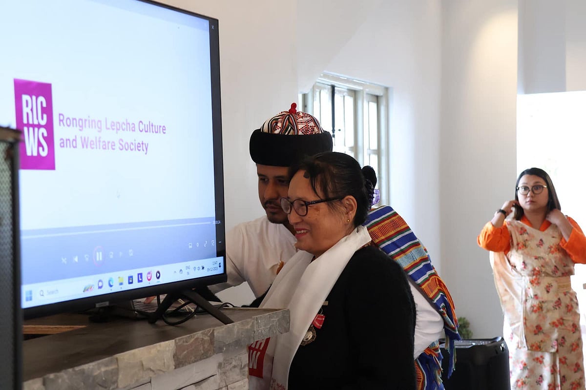 Rongring Lepcha Culture and Welfare Society Facebook :  The Rongring Lepcha Culture and Welfare Society (RLCWS) launched their digital application platform called “Rongring” that facilitates the virtual learning of the Lepcha language.