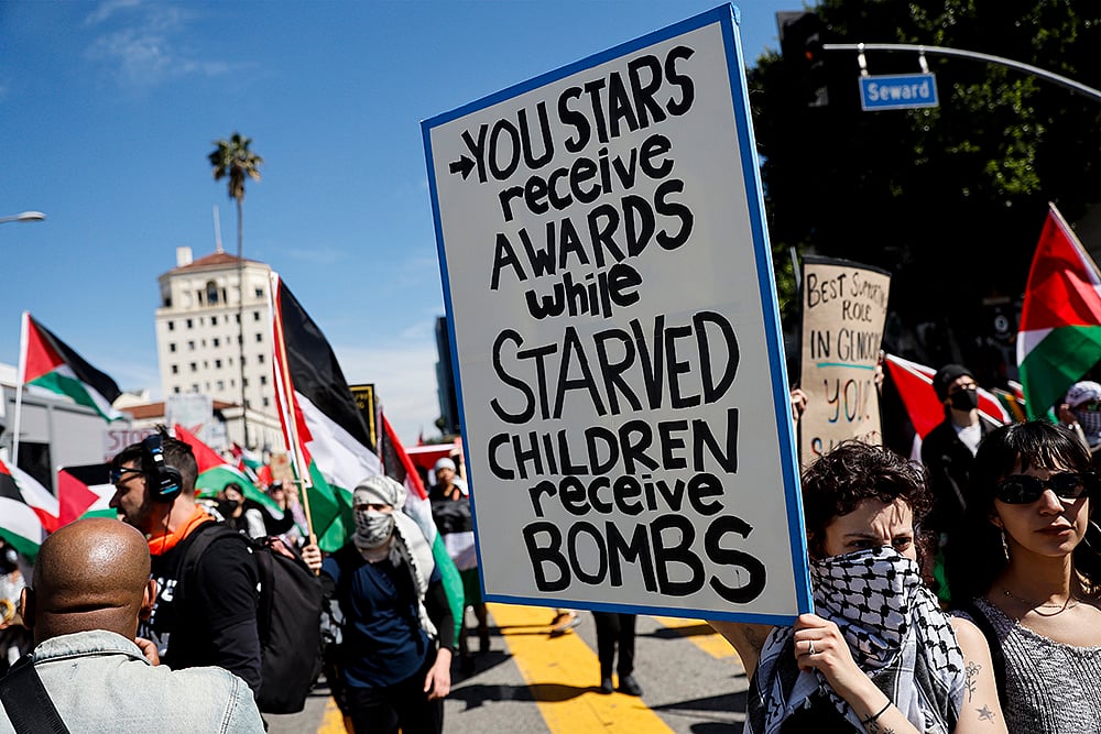 | Photo: AP/Etienne Laurent : Oscars 2024: Protests over Gaza war