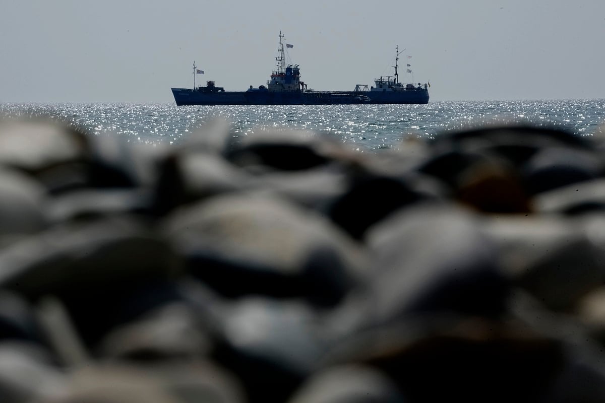 AP : The arrival of the aid coincides with the partial reopening of key border crossings into Gaza, which had been closed or heavily restricted due to security concerns.