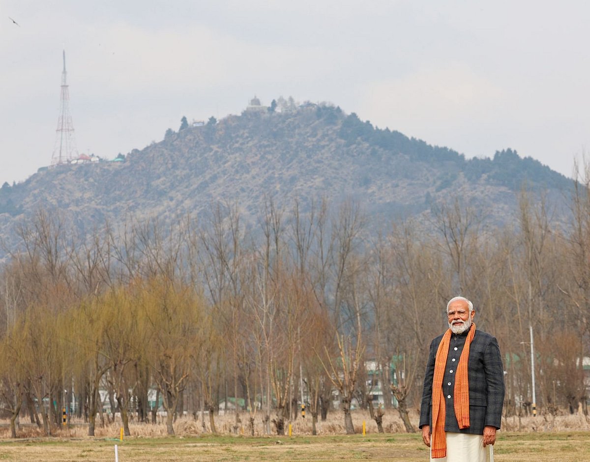 X/narendramodi : PM Modi In Srinagar, J&K