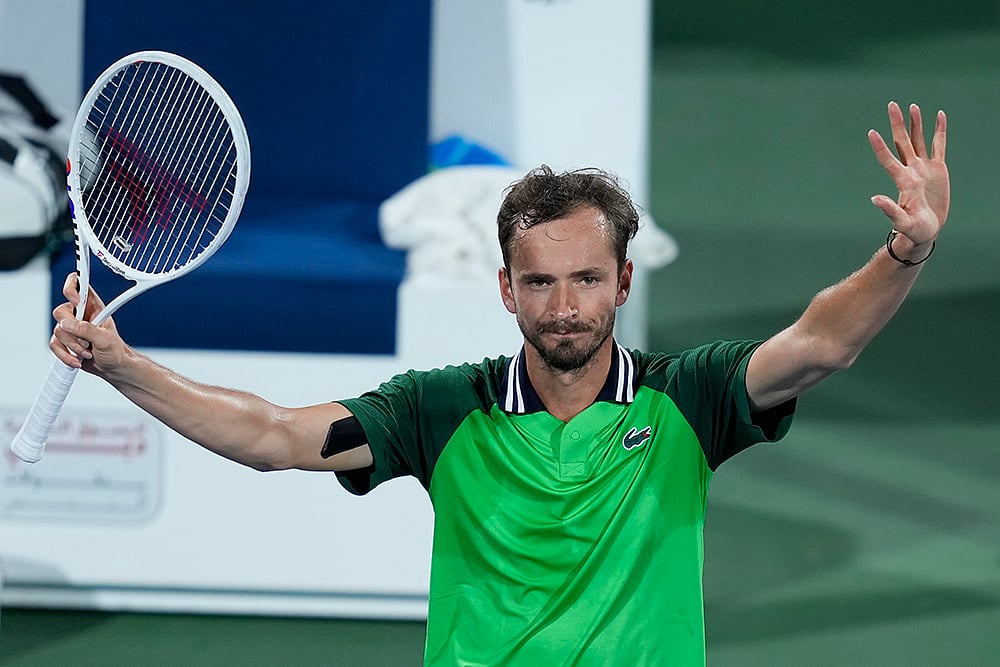 | Photo: AP/Kamran Jebreili : Dubai Tennis Championships 2024: Daniil Medvedev vs Alejandro Fokina