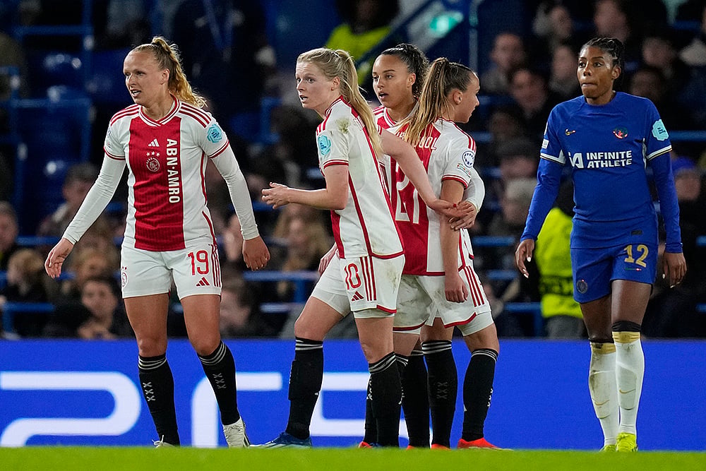 UEFA Womens Champions League: Chelsea vs Ajax