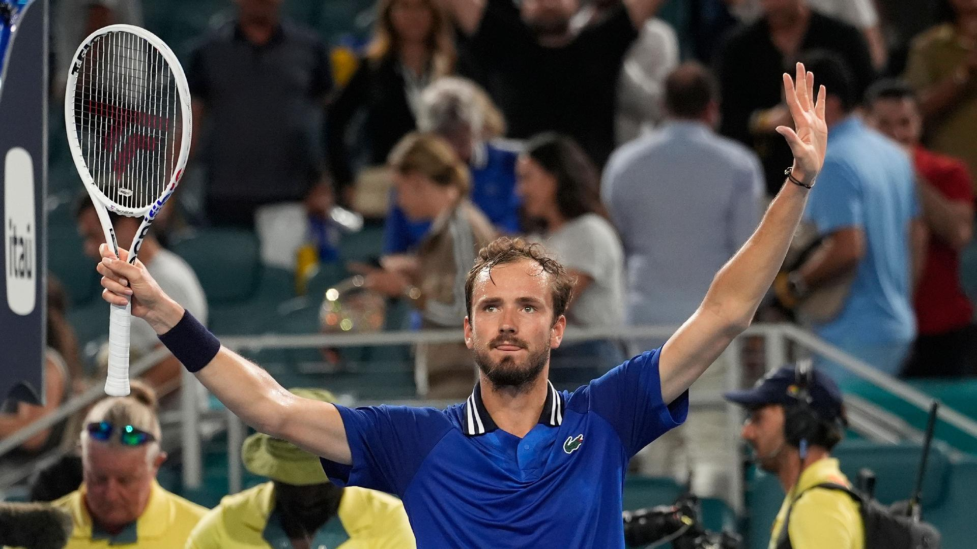 Marta Lavandier/AP : Daniil Medvedev gestures to the crowd after defeating Nicolas Jarry.