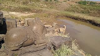 X/@History_Ink1008 : Excavation is underway in Sakaleshwar temple