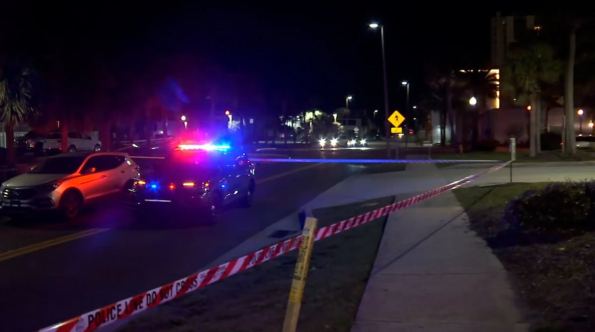 Jacksonville Beach, Florida Shooting  - WJXT