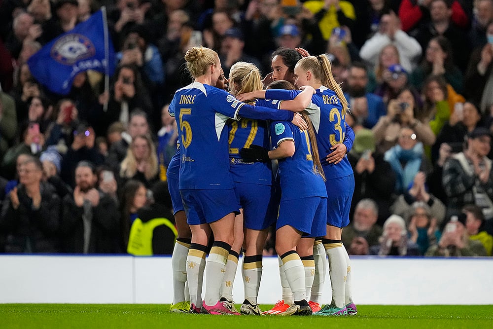 UEFA Womens Champions League: Chelsea vs Ajax