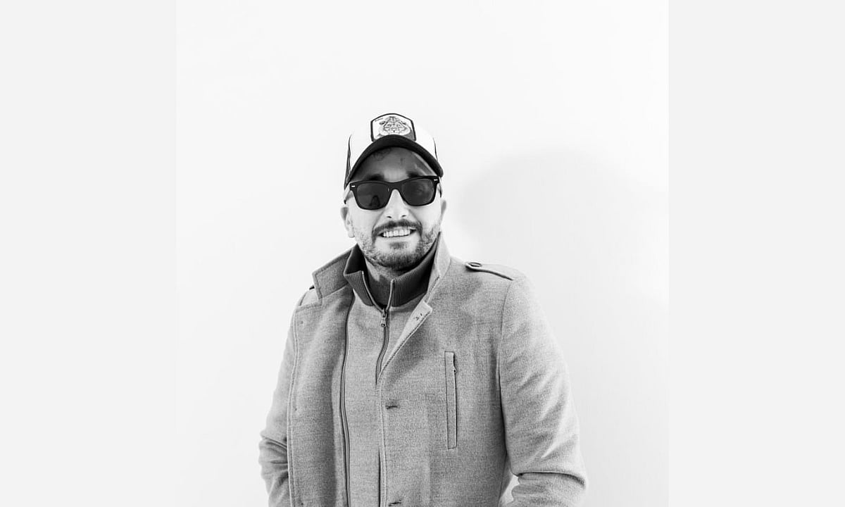 Ariel Lavi, Award-Winning International Film Producer & Screenwriter