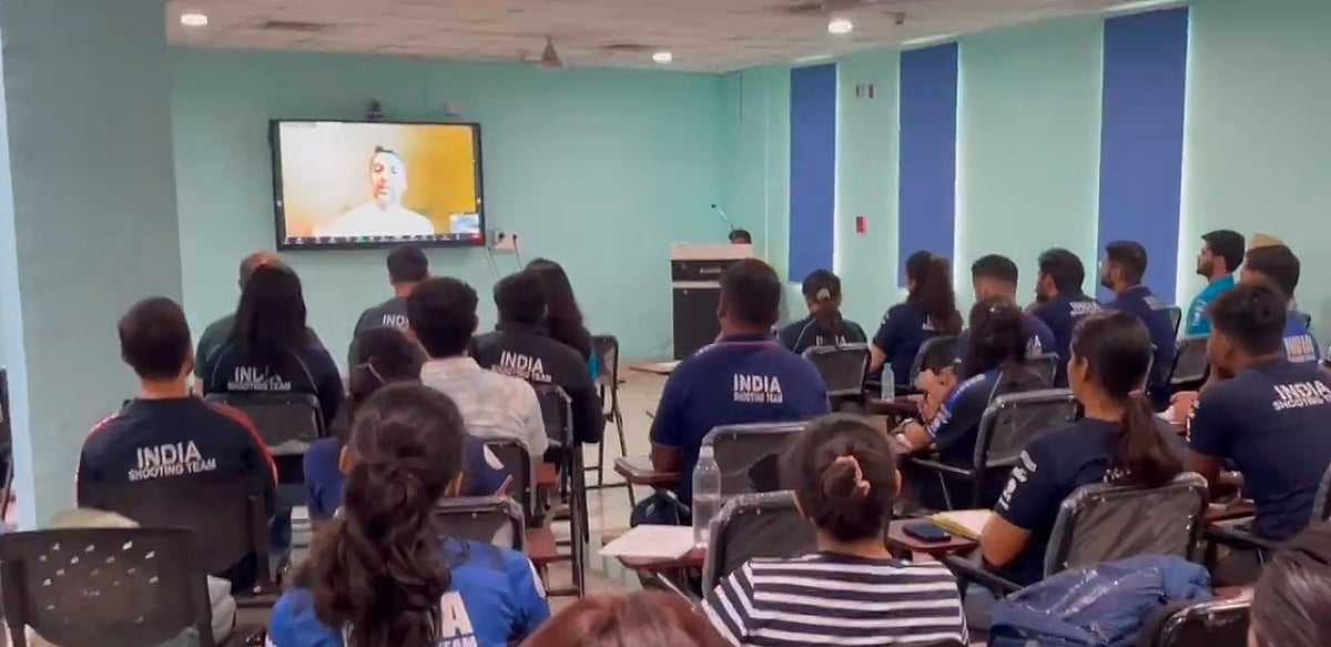 X/@NRAI : Olympic champion Abhinav Bindra during an interaction with Paris Olympic-bound shooters on Sunday
