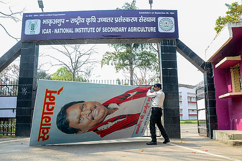 Prep for Lok Sabha polls' schedule announcement