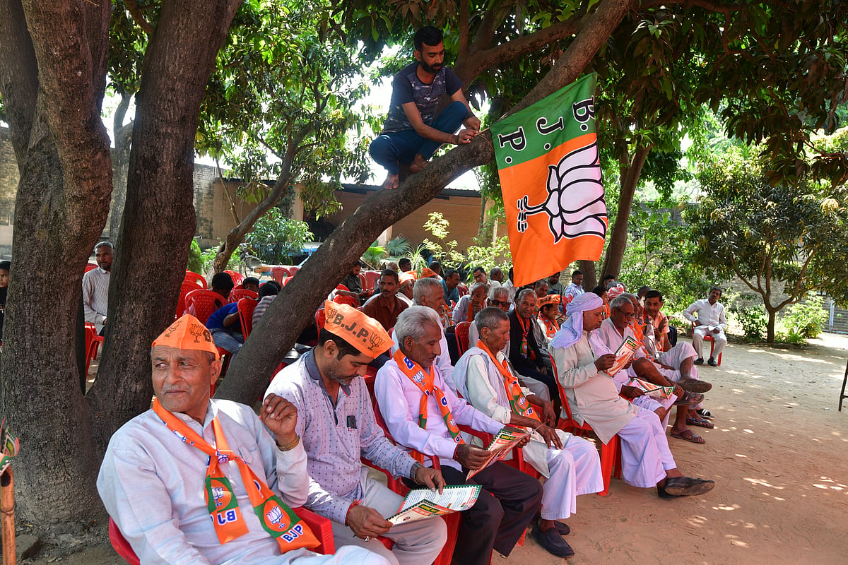 Photo by Tribhuvan Tiwari/Outlook : Sanjeev Balyan of BJP holding campaign rally in Muzaffarnagar.
