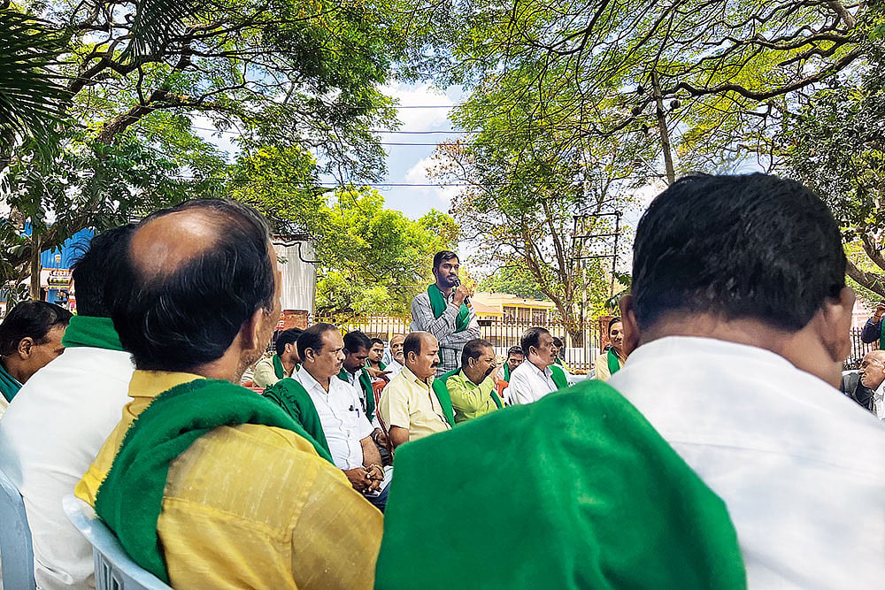 Growing Anger: Farmers gather in Mysuru to discuss the ongoing water woes - Photo: Anisha Reddy