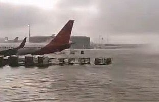 X/@ShaykhSulaiman : Dubai airport inundated after heavy rains |