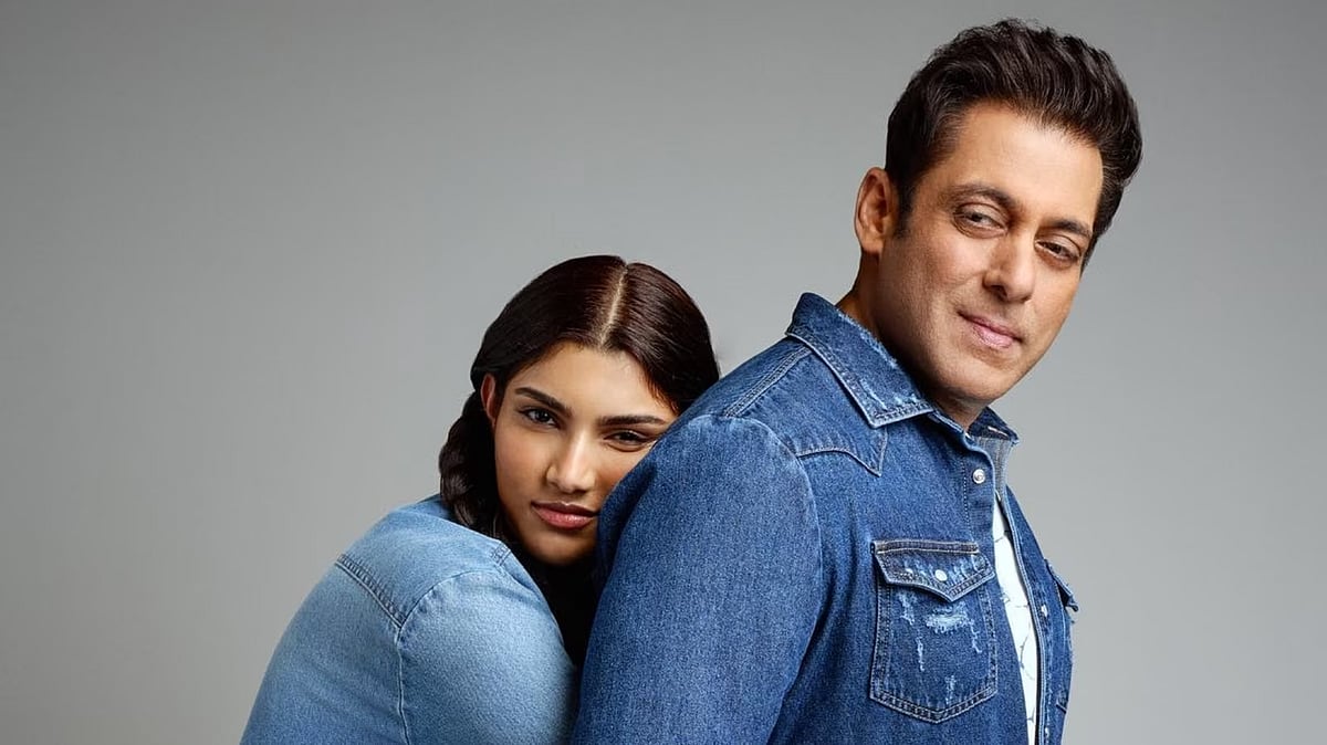 Instagram : Alizeh Agnihotri, Salman Khan