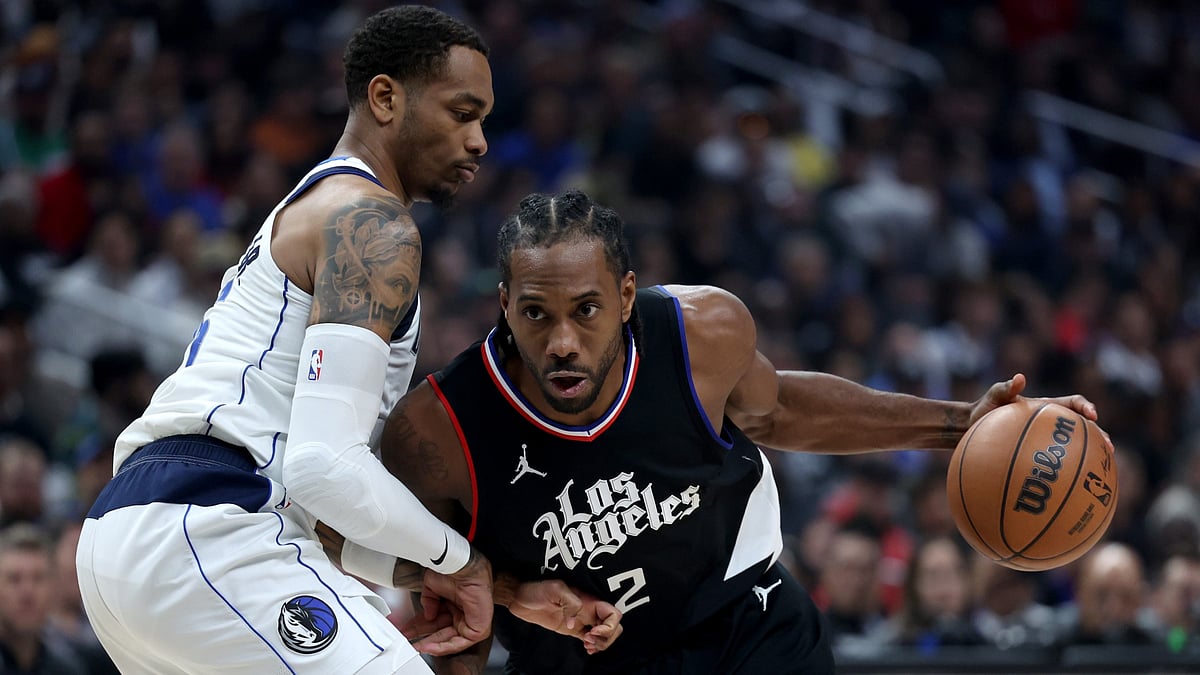 Kawhi Leonard returned against the Mavs.