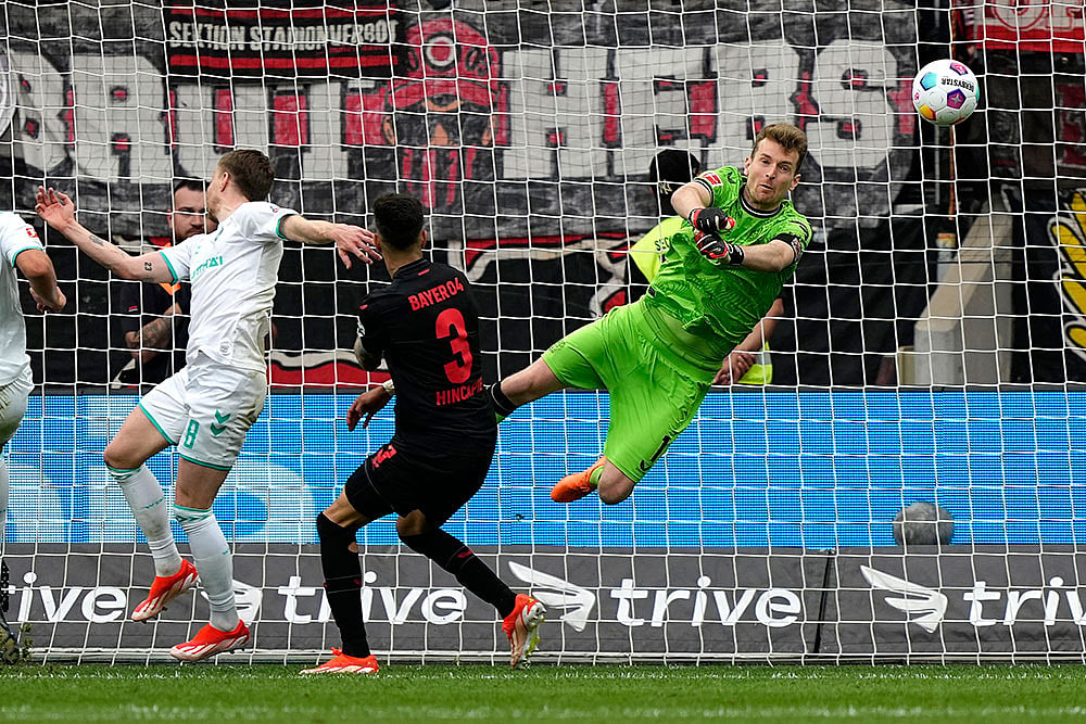Lukas Hradecky