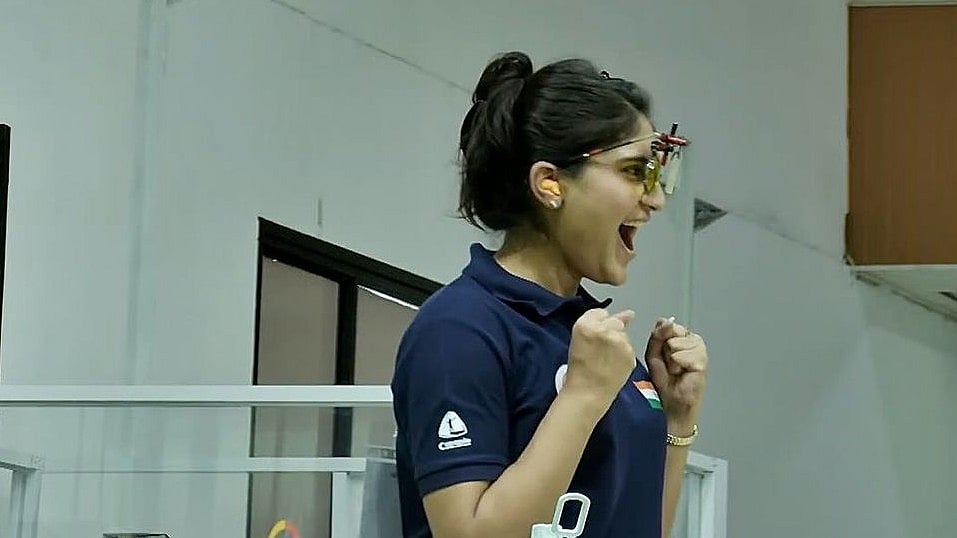 Esha Singh - Instagram/EshaSingh