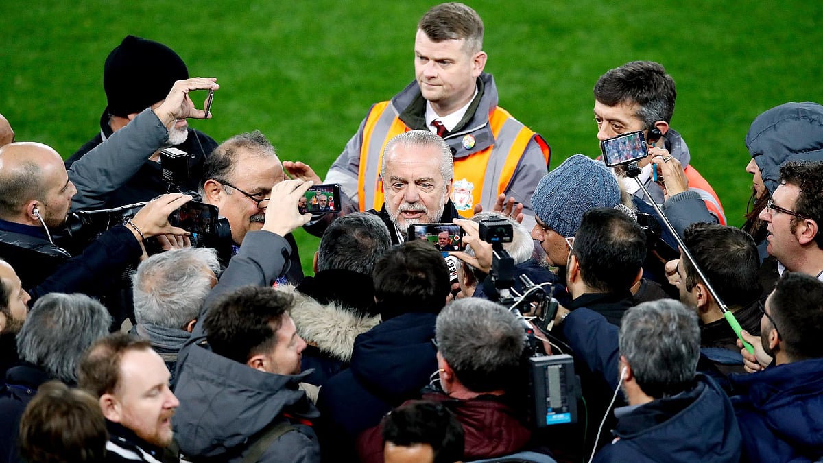 Martin Rickett/PA
 : Napoli chairman Aurelio De Laurentiis, centre, was questioned by Rome’s Public Prosecutors Office on Wednesday.