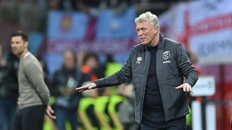 David Moyes’ side fell to two late goals - PA Wire via DPA
