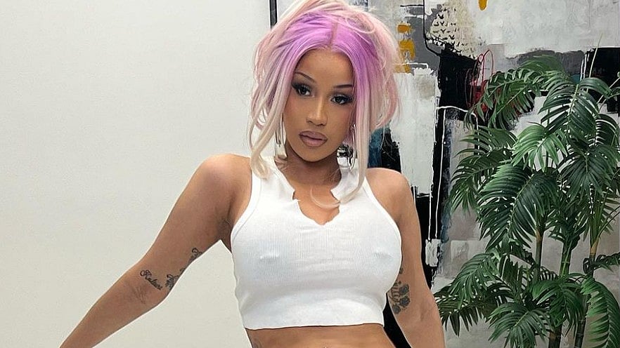 Instagram : Cardi B