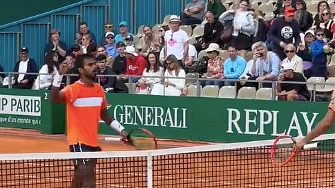 X | Sumit Nagal  : Sumit Nagal in action at the Monte Carlo Masters 2024. 