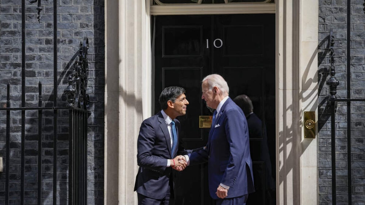 AP  : King Charles Backs Rishi Sunak's Rwanda Bill 