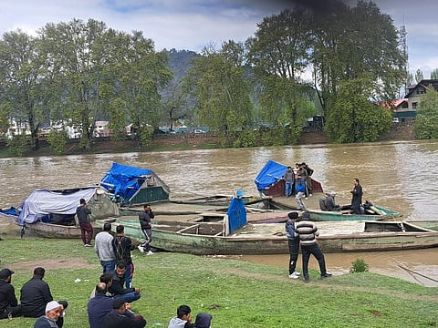 Rescue operation underway at Srinagar boat capsize site