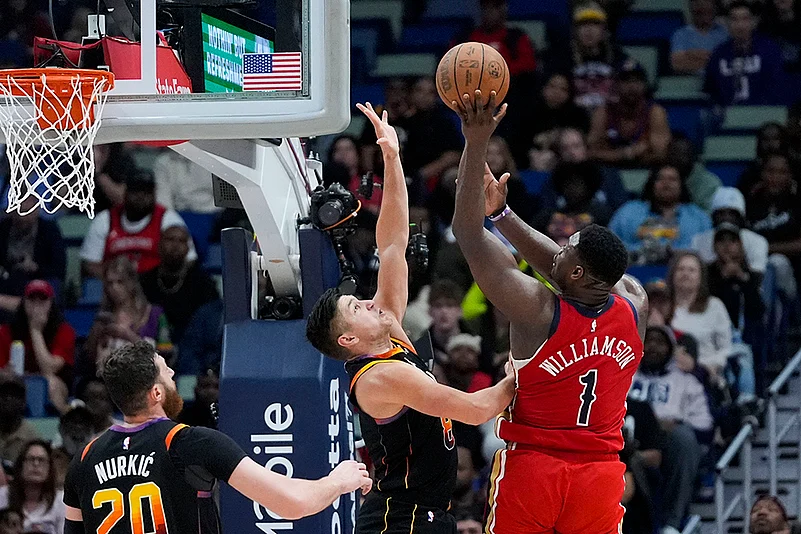 NBA 2023-24: Phoenix Suns vs New Orleans Pelicans