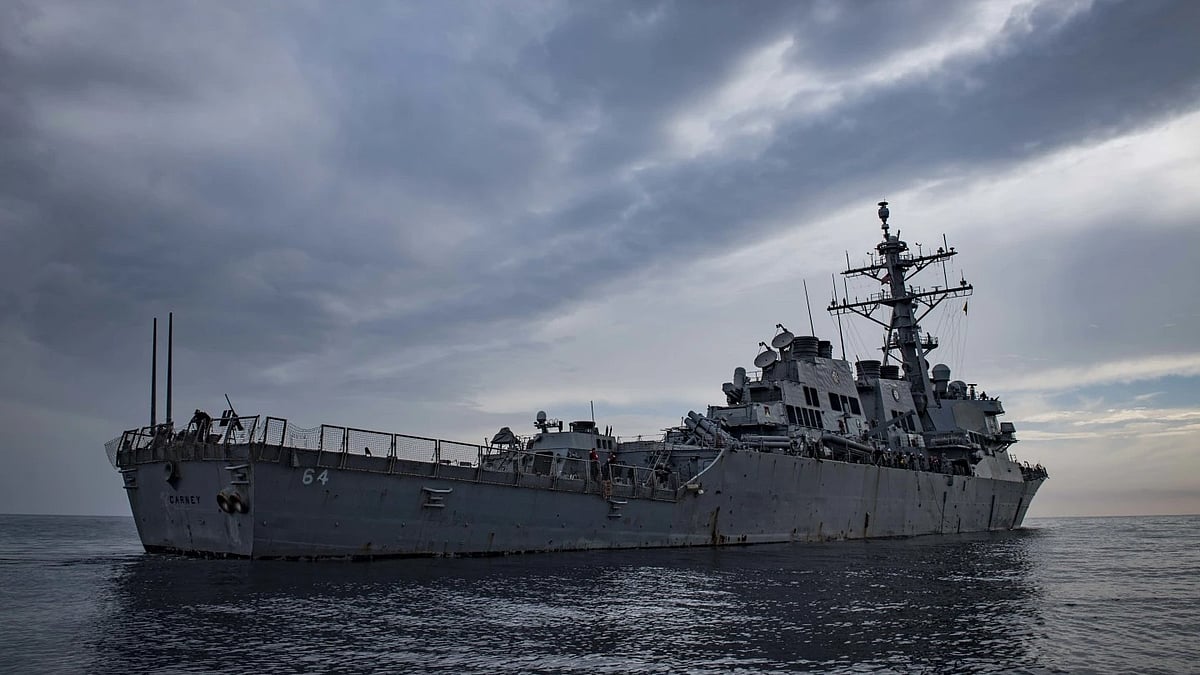 AP : US Navy Ship |