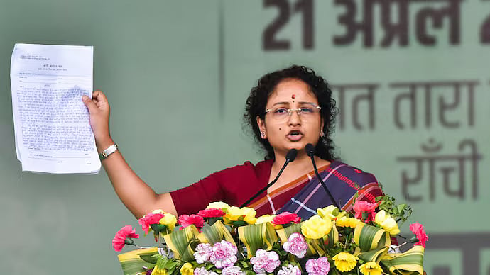 PTI : Kalpana Soren welcomed the interim bail granted to Arvind Kejriwal 