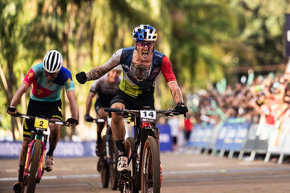 | Photo: Bartek Wolinski / Red Bull Content Pool : Simon Andreassen