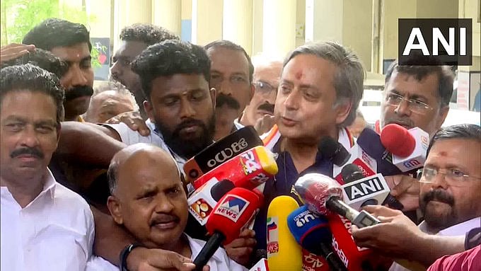 Congress leader Shashi Tharoor |