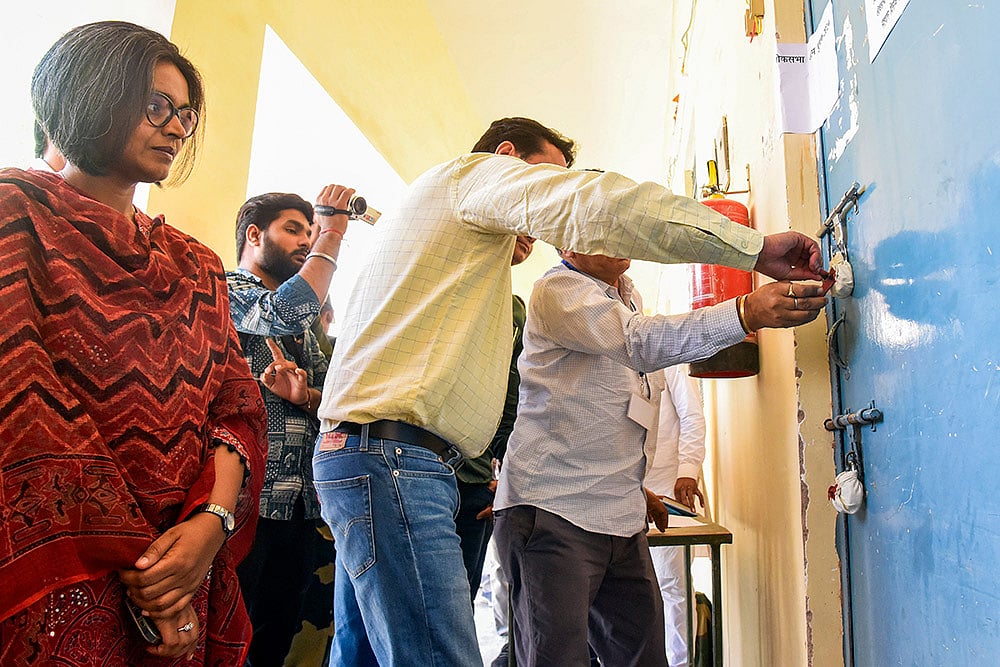 Representative Image: EVMs kept at strong room after polls - Photo: PTI