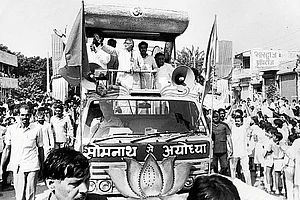 Photo: HT : The Yatra Politics: Advani started his rath yatra from Somnath to
Ayodhya on September 25, 1990