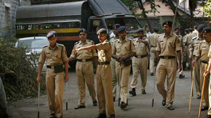 PTI : Mumbai Police personnel on duty. (File photo-Representational image)