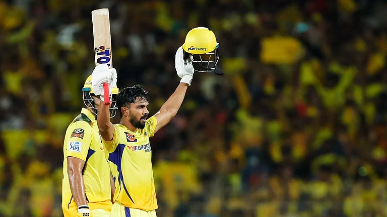 Ruturaj Gaikwad rakes in the applause after getting to his century. - X/mufaddal_vohra