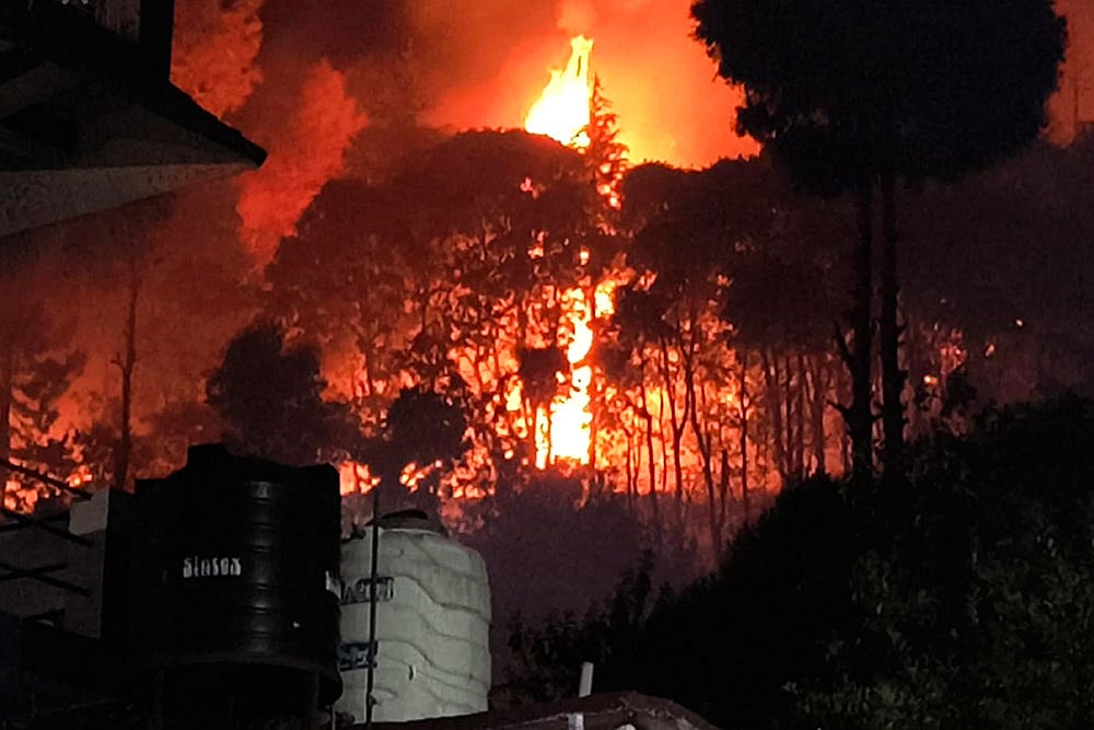 Pauri forest fire