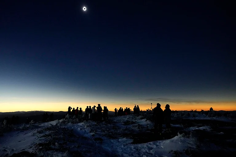 Solar Eclipse 2024 in Maine - Robert F. Bukaty/AP