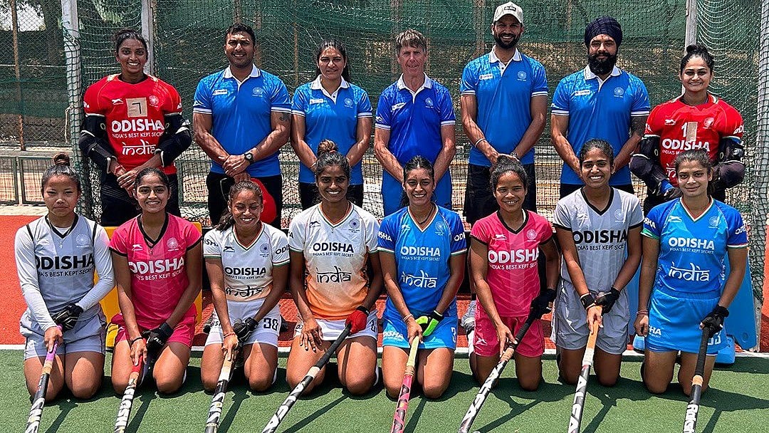 India National Women's Hockey squad with former star players.  - X | Hockey India