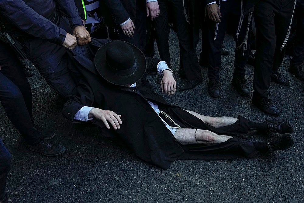 | Photo: AP/Ariel Schalit : Israel Military Draft