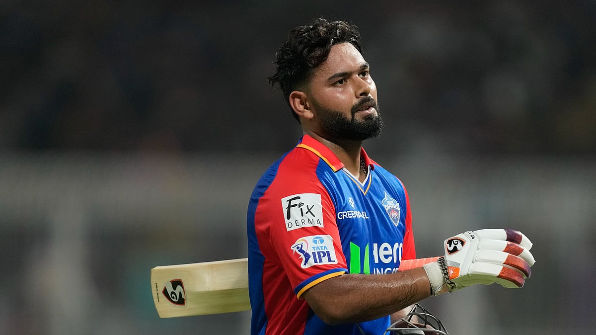 AP Photo/Bikas Das : Rishabh Pant will be seen in new colours in IPL 2025 after leaving Delhi Capitals.