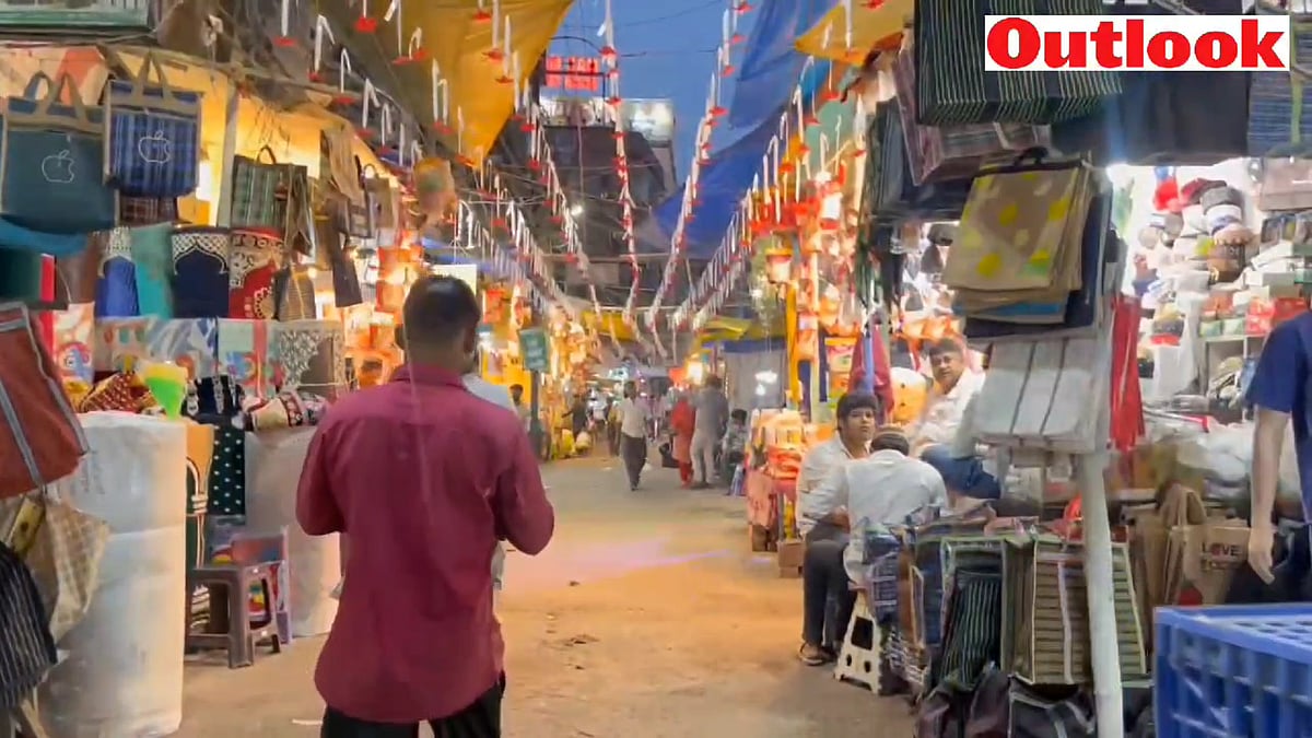 Eid market in Patna