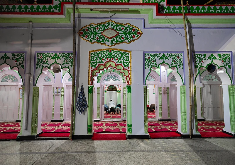A glimpse of the Chhata Bazaar Masjid
