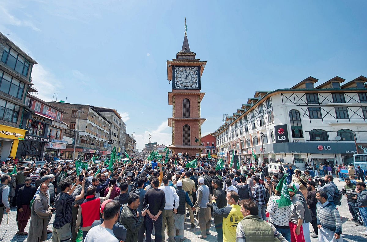 Lal Chowk, Srinagar, Kashmir - null