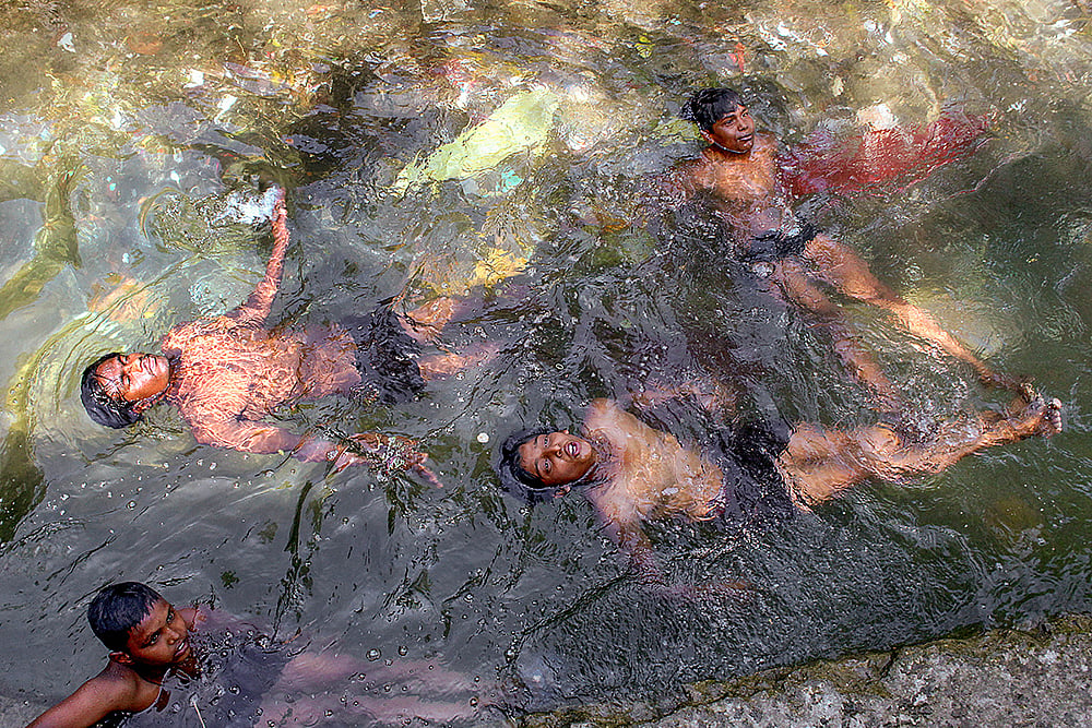 Weather: Hot Summer Day in Dehradun